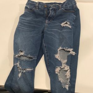 American eagle ripped skinny blue jeans. Size 2.